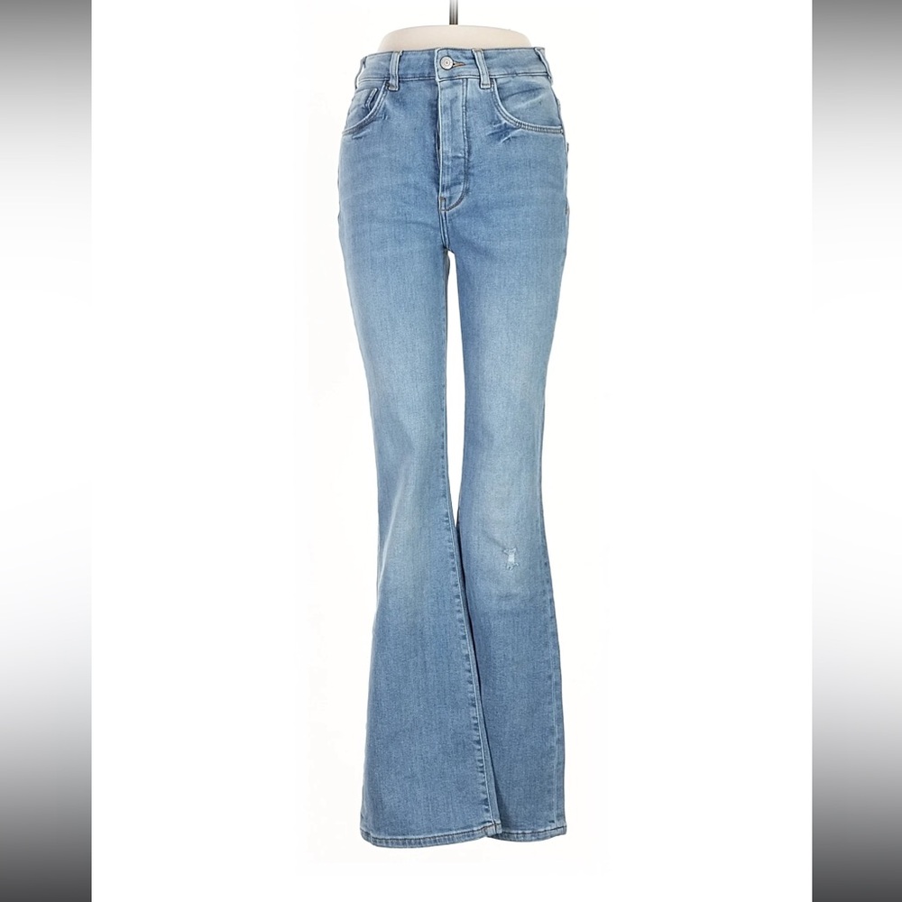 Pilcoro with Anthropologie light-wash flare jeans, size 26